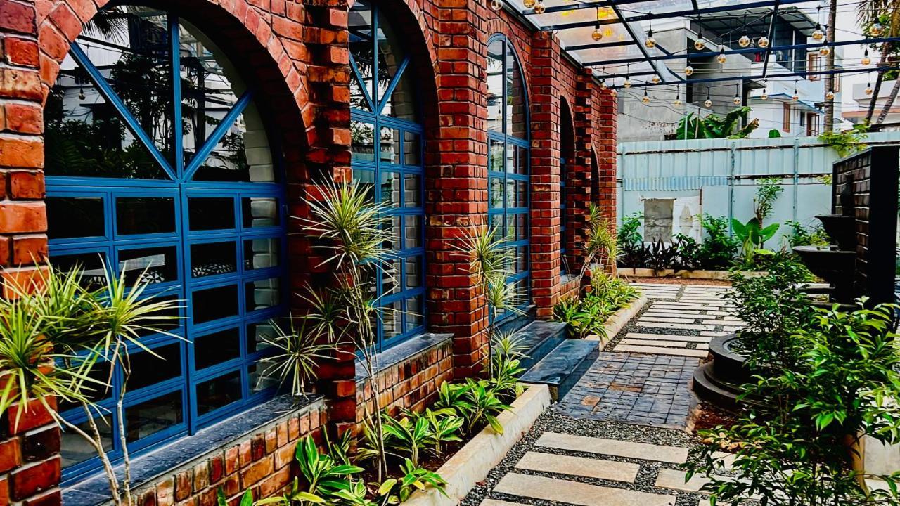 Hotel Seapark Kollam Esterno foto
