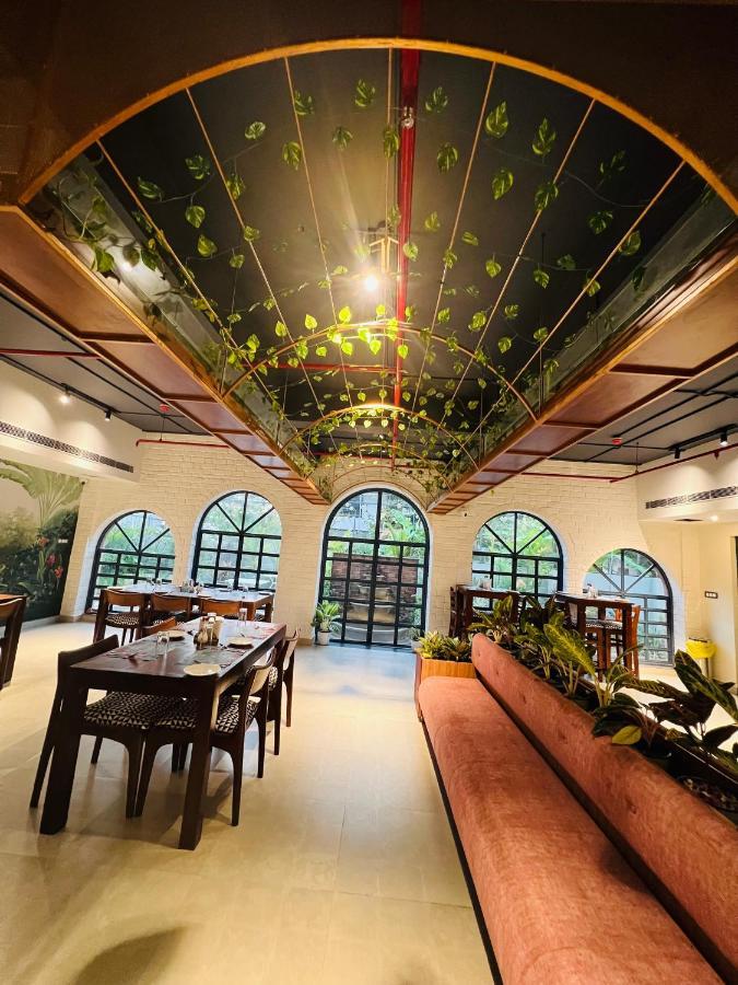 Hotel Seapark Kollam Esterno foto